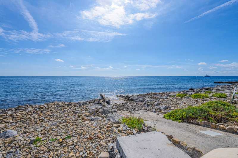 Apartamento de tres habitaciones en San Remo en alquiler